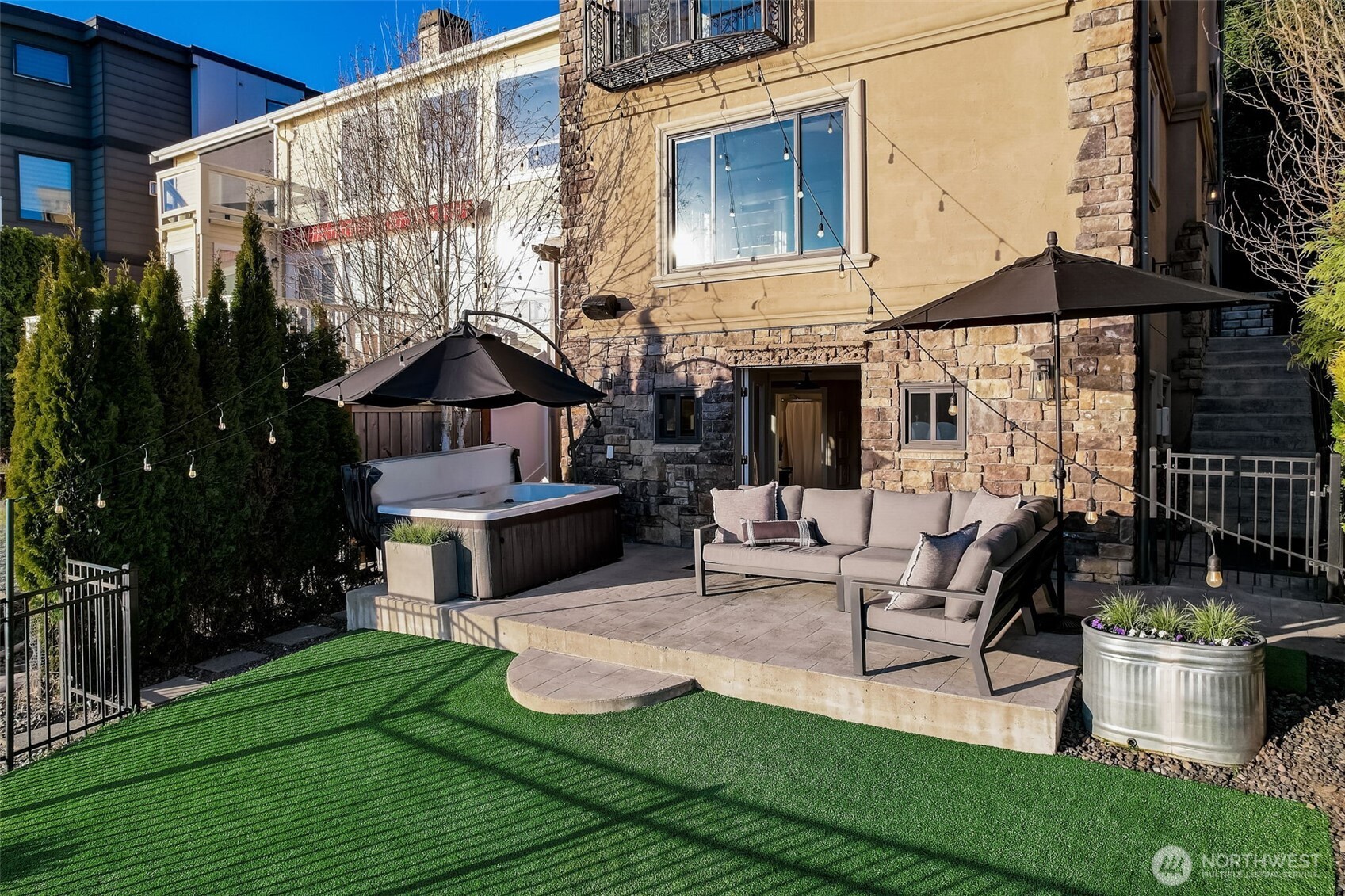 4013 E Lake Sammamish Shore Lane