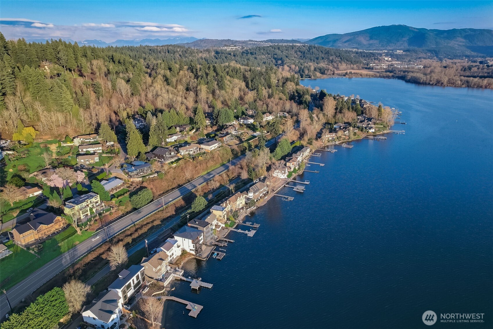 4013 E Lake Sammamish Shore Lane