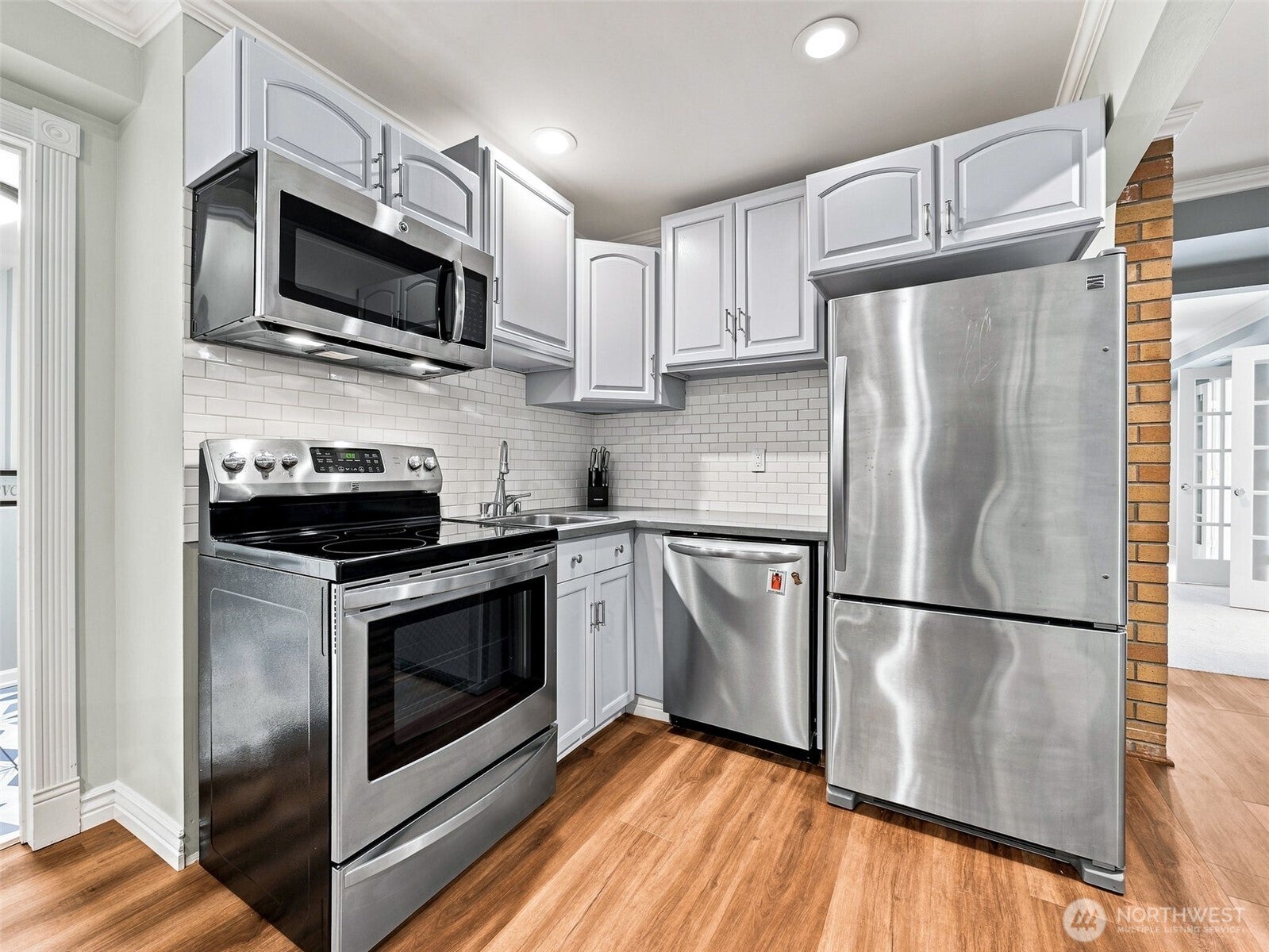 27265 33rd Pl S, Kent, WA, 98032, USA, 6 Bedrooms Bedrooms, ,7 BathroomsBathrooms,Residential,Active,27265 33rd Pl S,2569508
