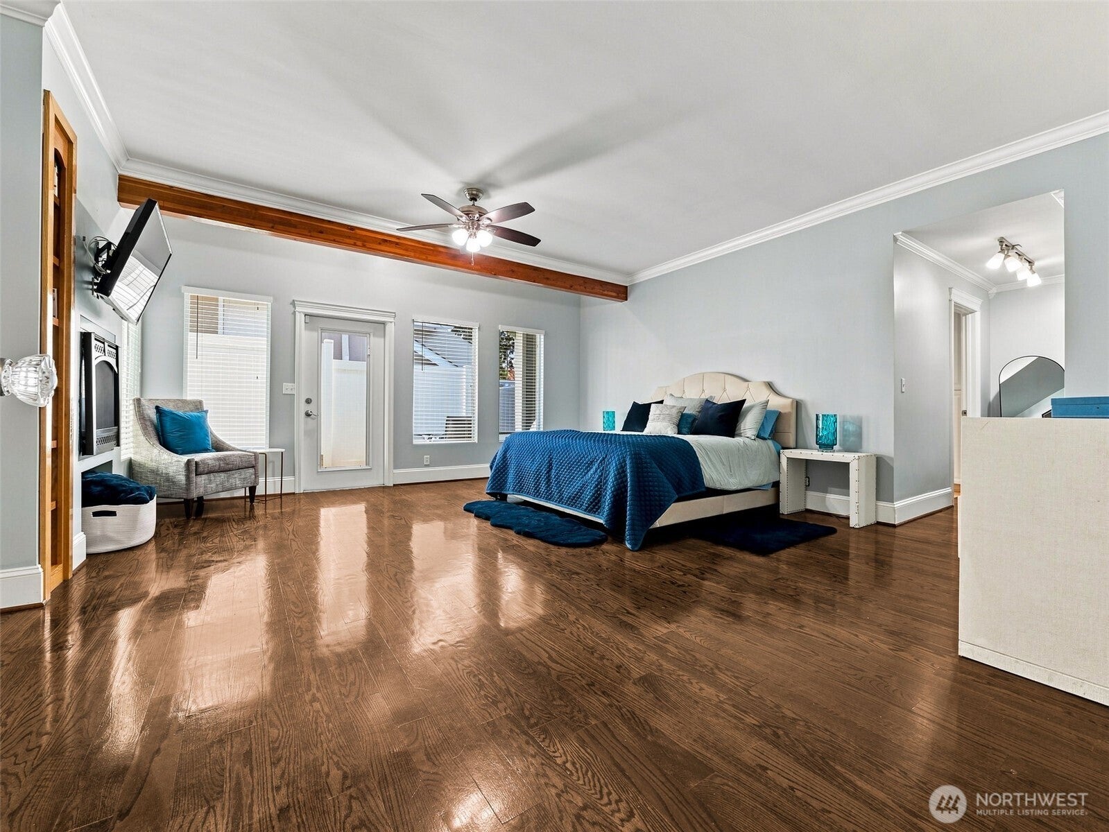 27265 33rd Pl S, Kent, WA, 98032, USA, 6 Bedrooms Bedrooms, ,7 BathroomsBathrooms,Residential,Active,27265 33rd Pl S,2569508
