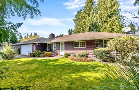 Photo of 5709 Grove Street, Marysville, WA 98270 (MLS # 2499130)