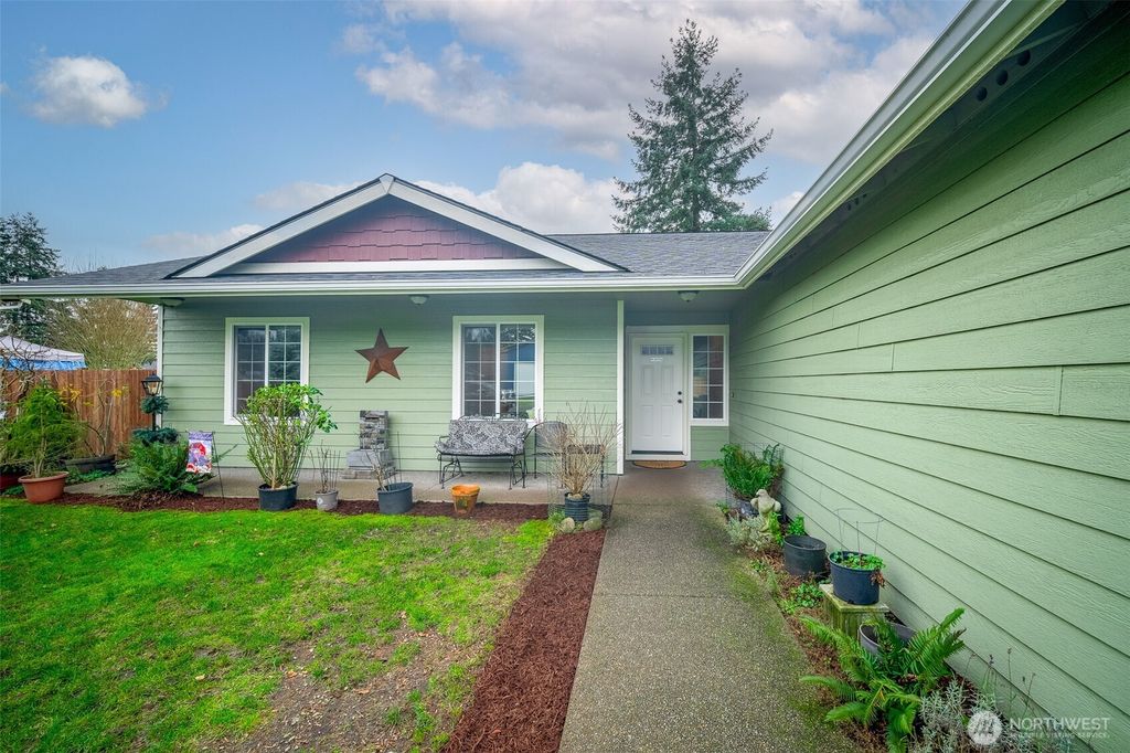 Photo of 9321 179th Lane SW, Rochester, WA 98579 (MLS # 2466523)