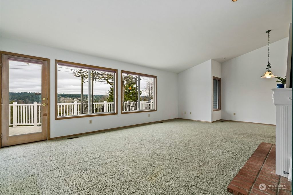 Photo of 13334 NE 147th Place, Woodinville, WA 98072 (MLS # 2030154)