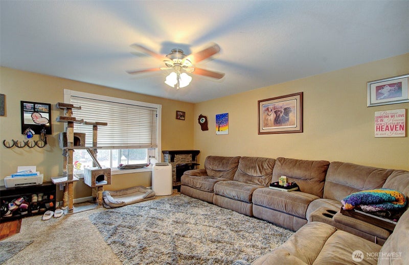 16002 NE 74th Street