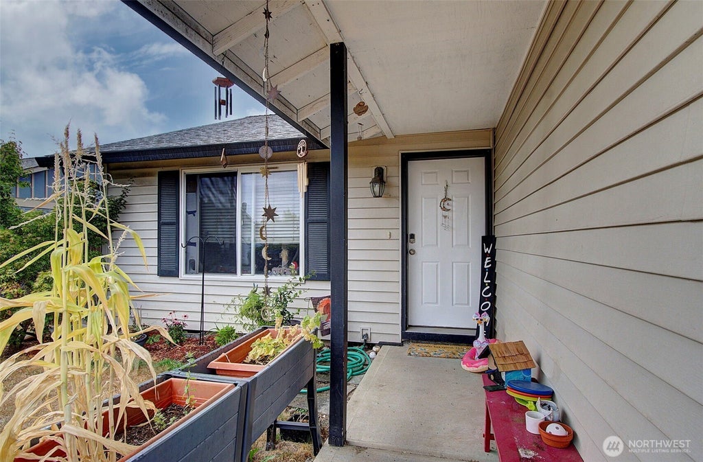 Photo of 16002 NE 74th Street, Vancouver, WA 98682 (MLS # 2577953)