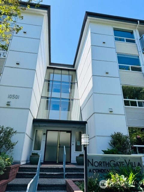 Photo of 10501 8th Avenue NE #206, Seattle, WA 98125 (MLS # 2518588)