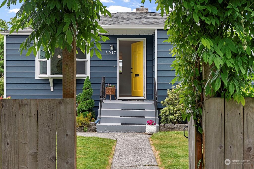Photo of 6017 46th Avenue SW, Seattle, WA 98136 (MLS # 2074973)