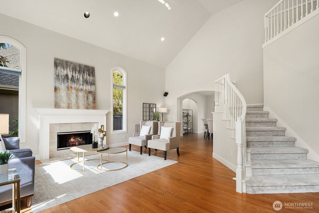 Photo of 20522 NE 23rd Court, Sammamish, WA 98074 (MLS # 2504830)