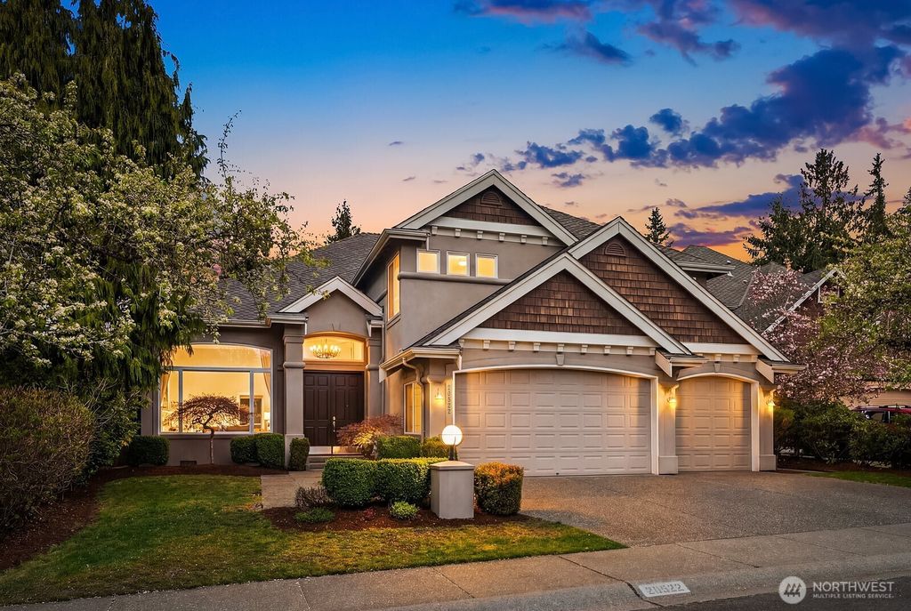 Photo of 20522 NE 23rd Court, Sammamish, WA 98074 (MLS # 2504830)