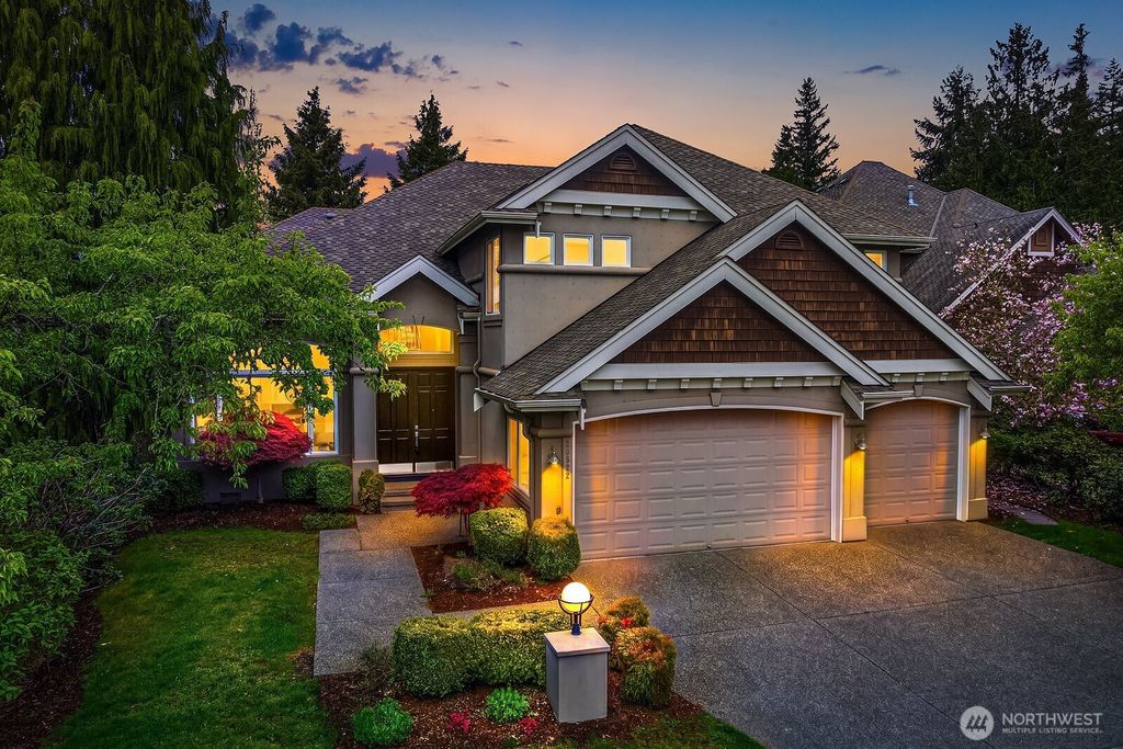 Photo of 20522 NE 23rd Court, Sammamish, WA 98074 (MLS # 2504830)