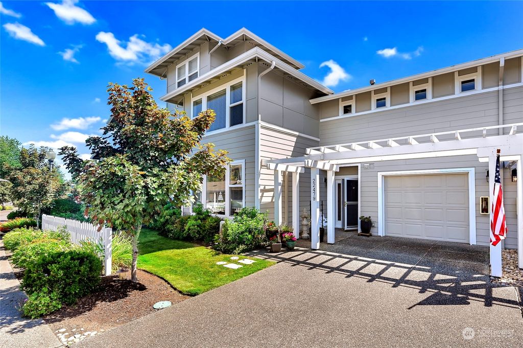 Photo of 22479 SE 37th Terrace #1394, Issaquah, WA 98029 (MLS # 2144823)