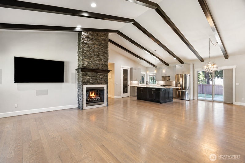 3484 Ashwood Drive