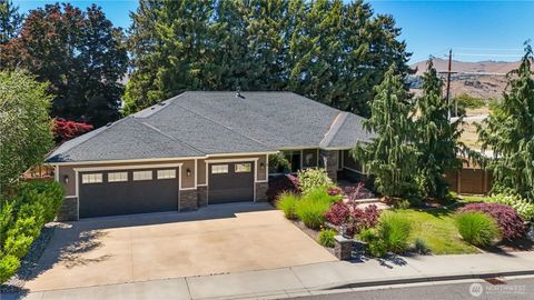 Photo of 3484 Ashwood Drive, East Wenatchee, WA 98802 (MLS # 2538793)