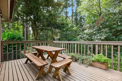 A home in Lake Forest Park