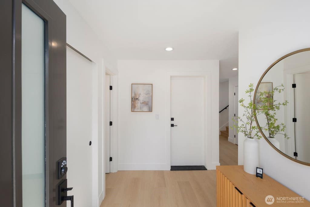Photo of 9024 Corliss Avenue N, Seattle, WA 98103 (MLS # 2573074)