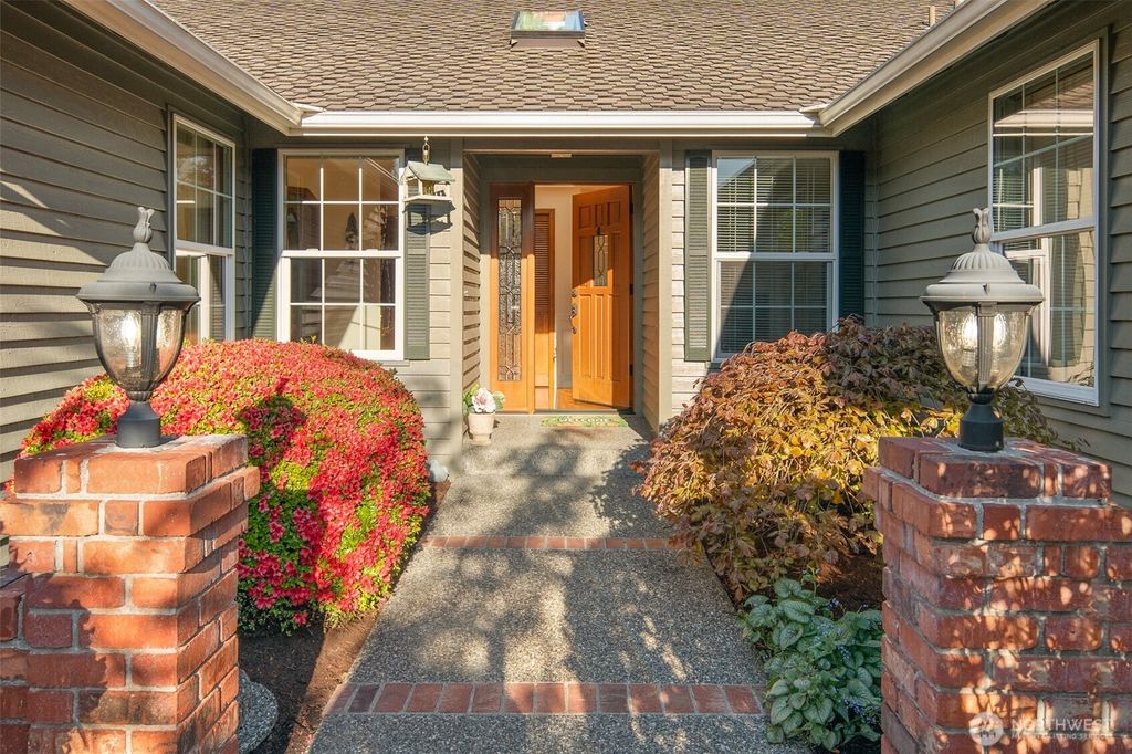 Photo of 12507 42nd Drive SE, Everett, WA 98208 (MLS # 2371668)