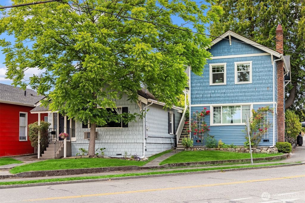Photo of 4507 Phinney Avenue N, Seattle, WA 98103 (MLS # 2397141)