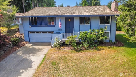 Photo of 3255 SW 325th Street ST, Federal Way, WA 98023 (MLS # 2544844)