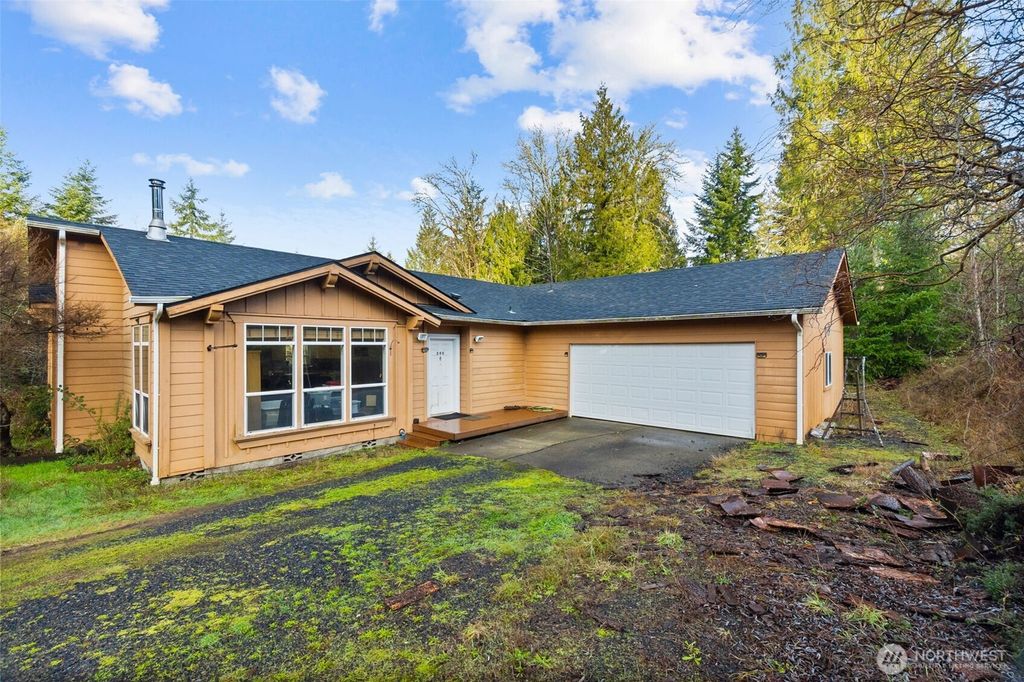 Photo of 280 Bear View Drive, Chehalis, WA 98532 (MLS # 2467924)