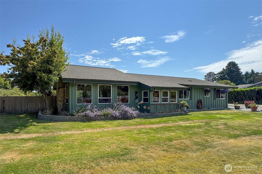Photo of 870 Thorton Drive, Sequim, WA 98382 (MLS # 2562717)