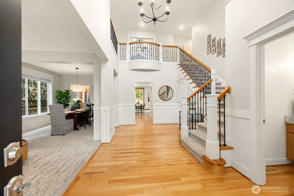 Photo of 2425 NE Daphne Street, Issaquah, WA 98029 (MLS # 2359805)