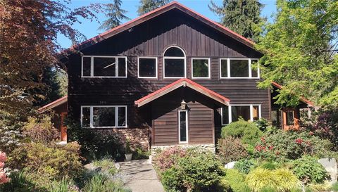 Photo of 2970 Smugglers Cove Road, Greenbank, WA 98253 (MLS # 2477534)