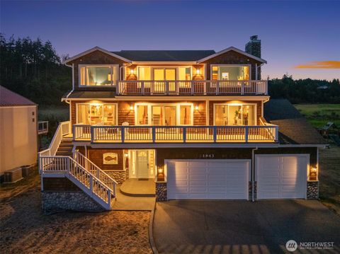 Photo of 1943 Shore Avenue, Freeland, WA 98249 (MLS # 2410005)