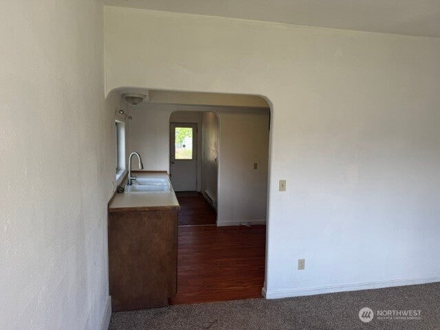 940 Edith Avenue
