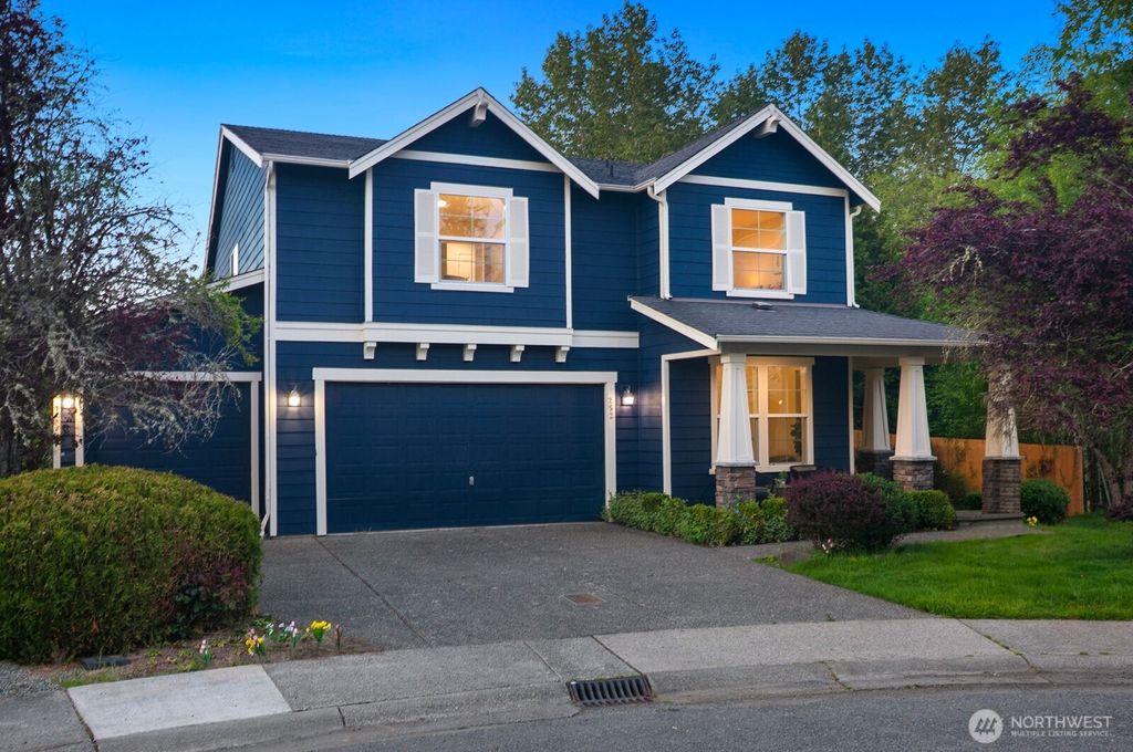 Photo of 252 245th Place NE, Sammamish, WA 98074 (MLS # 2523765)