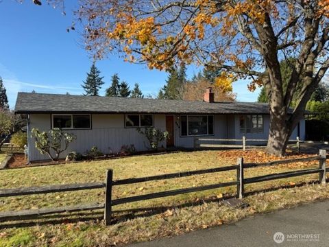 Photo of 4910 Vista Place, Everett, WA 98203 (MLS # 2459188)