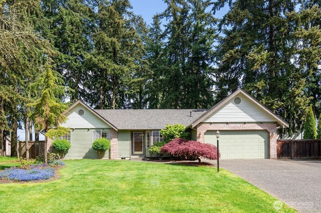 Photo of 9421 175th Street Ct E, Puyallup, WA 98375 (MLS # 2511042)