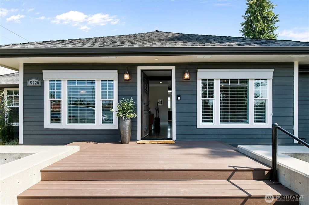 Photo of 15220 9th Avenue SW, Burien, WA 98166 (MLS # 2425183)