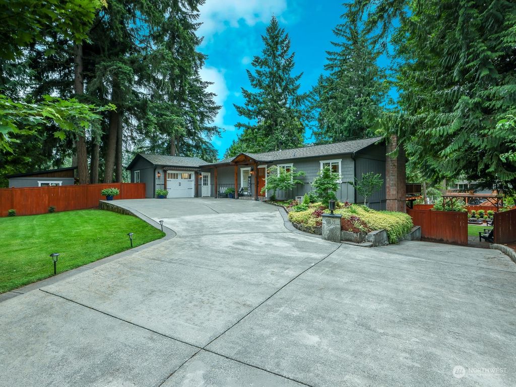 Photo of 3315 217th Place SE, Sammamish, WA 98075 (MLS # 2128221)