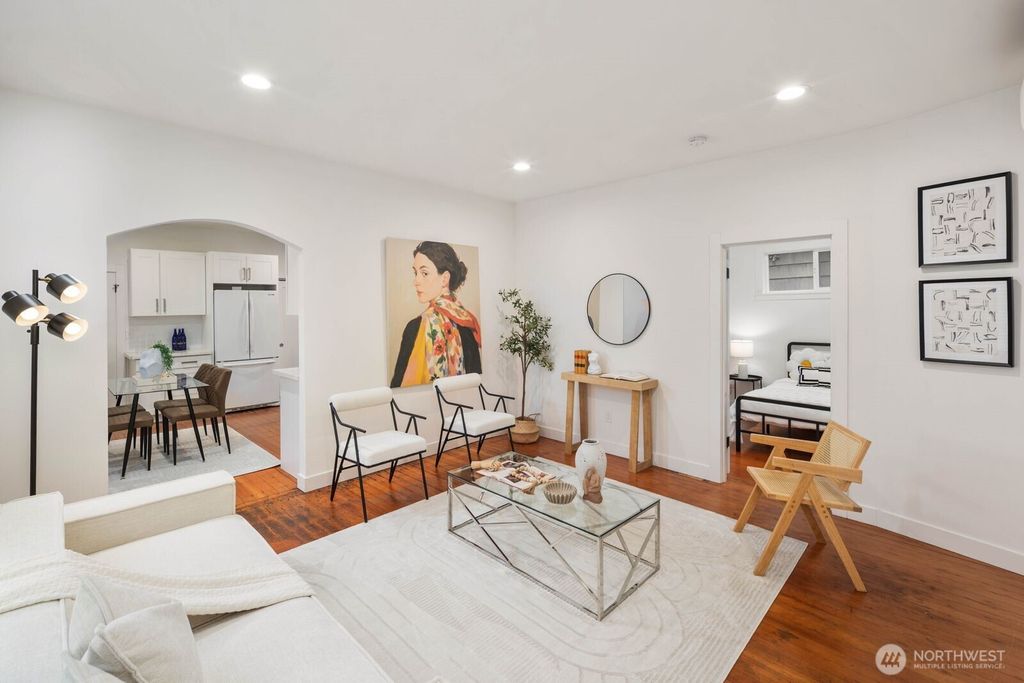 Photo of 5240 39th Avenue S, Seattle, WA 98118 (MLS # 2460022)