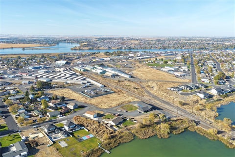 Photo of 0 S Pennivy Street, Moses Lake, WA 98837 (MLS # 2595450)