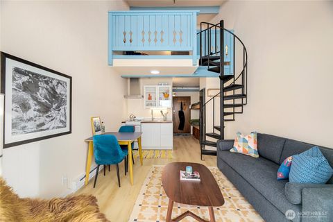 74 Erste Street 2106 Snoqualmie Pass WA 98068