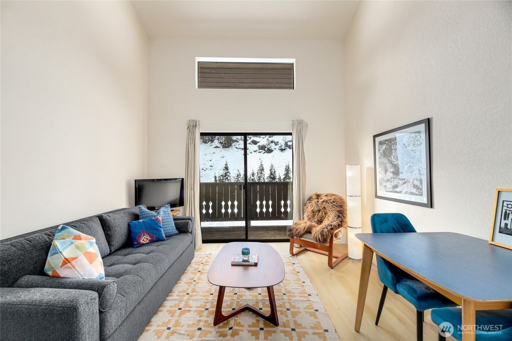 Photo of 74 Erste Street #2106, Snoqualmie Pass, WA 98068 (MLS # 2464409)