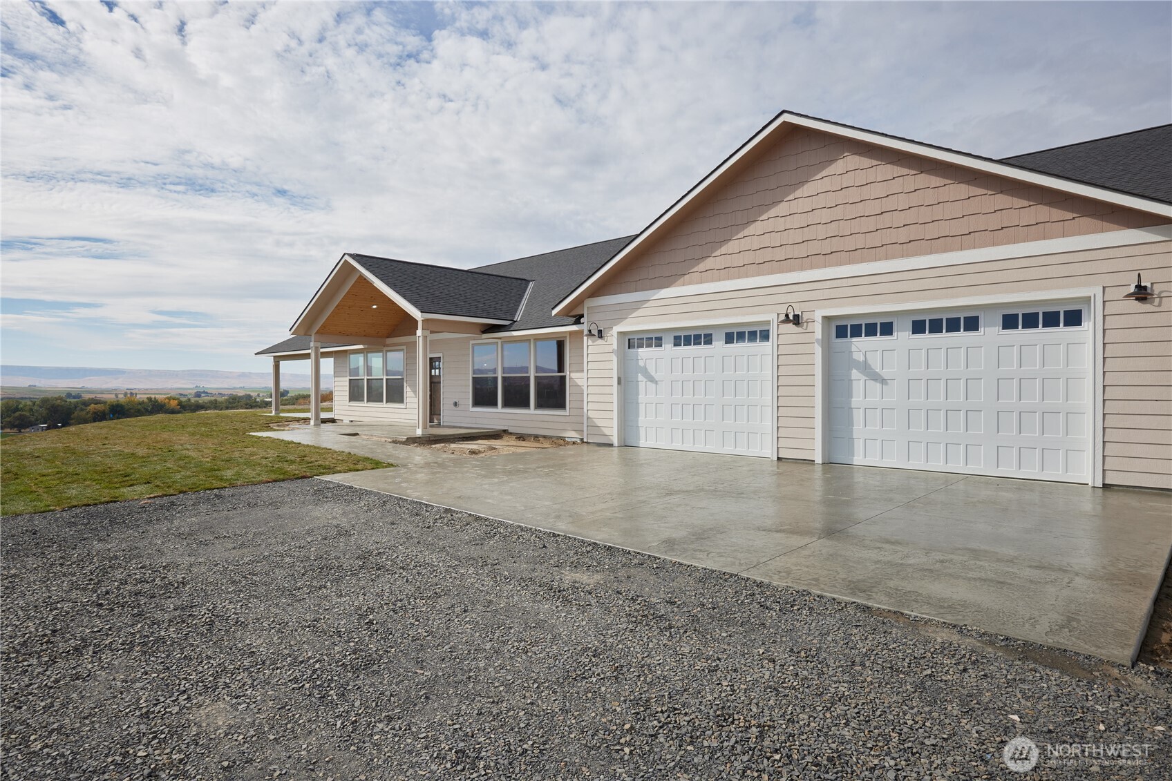 Walla Walla, Washington, 99362, United States, 5 Bedrooms Bedrooms, ,6 BathroomsBathrooms,Residential,Active,2021010
