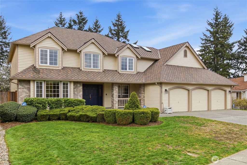 Photo of 26105 159th Place SE, Covington, WA 98042 (MLS # 2496262)