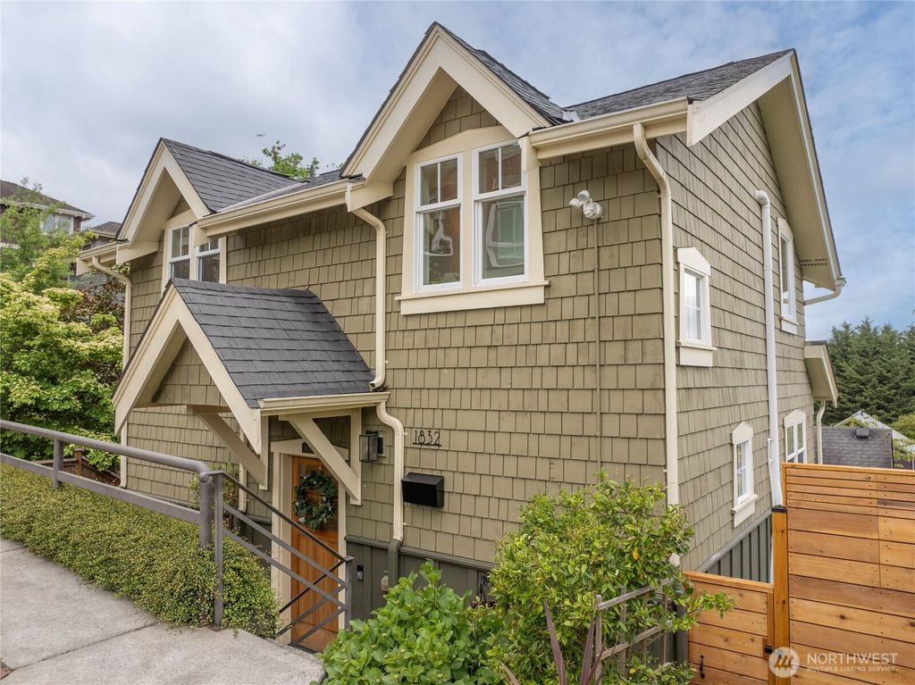 Photo of 1832 12th Avenue W, Seattle, WA 98119 (MLS # 2372436)