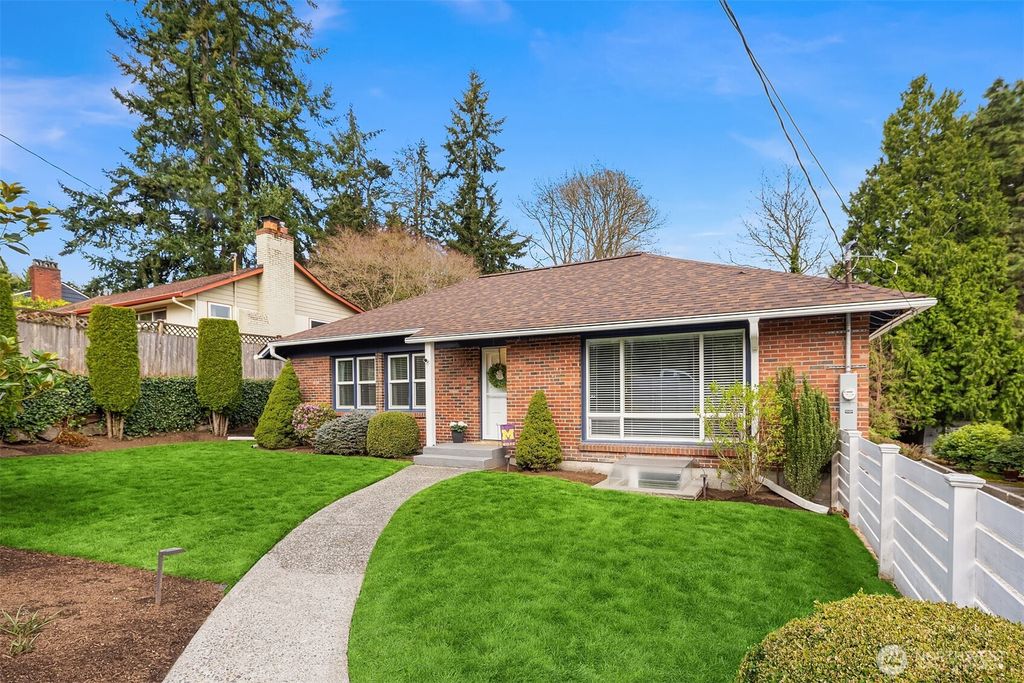 Photo of 1734 NE 90th Street, Seattle, WA 98115 (MLS # 2349036)