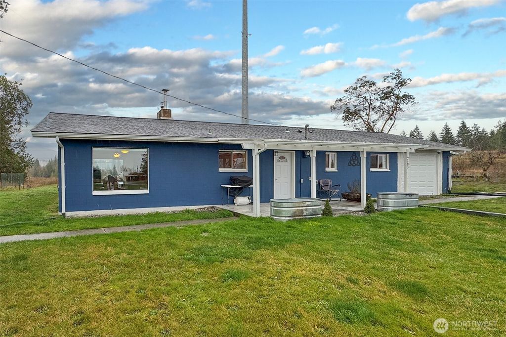 Photo of 163 Cliff Robinson Lane, Sequim, WA 98382 (MLS # 2460190)