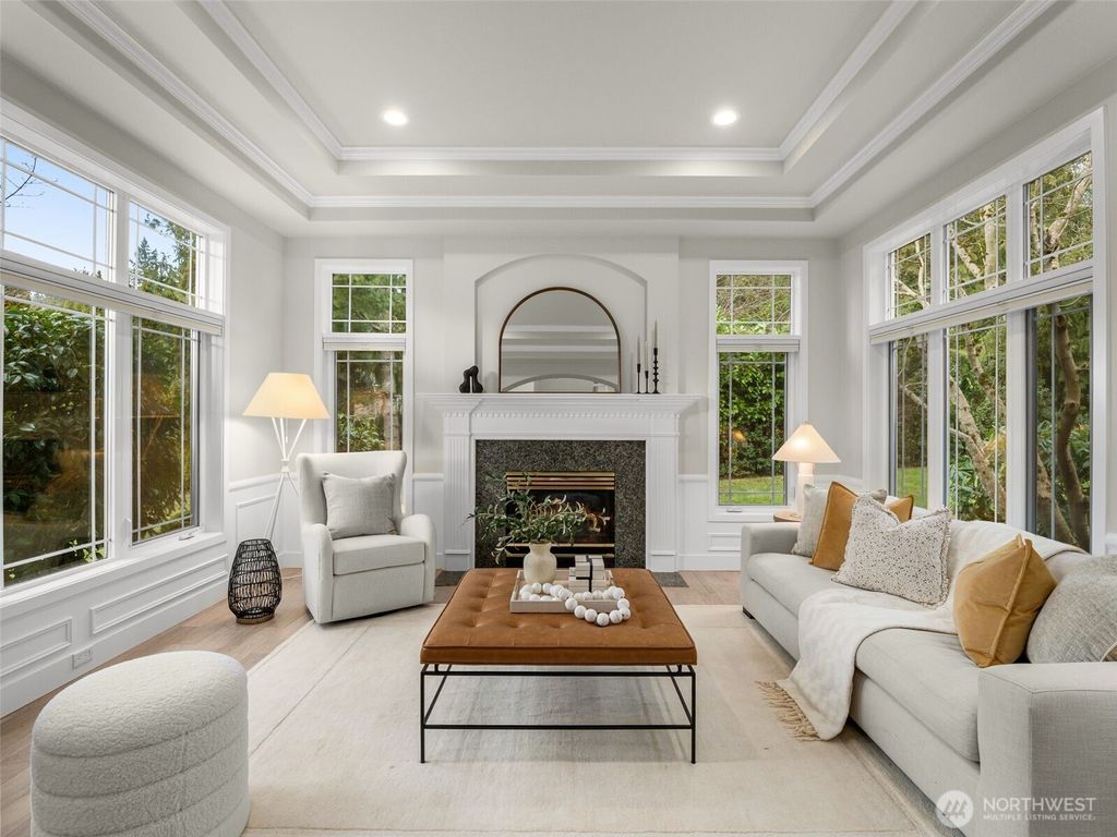 Photo of 9512 213th Avenue NE, Redmond, WA 98053 (MLS # 2462949)