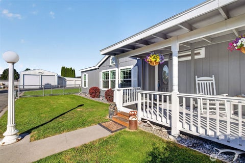 Photo of 407 Nightengale Place, East Wenatchee, WA 98802 (MLS # 2591175)