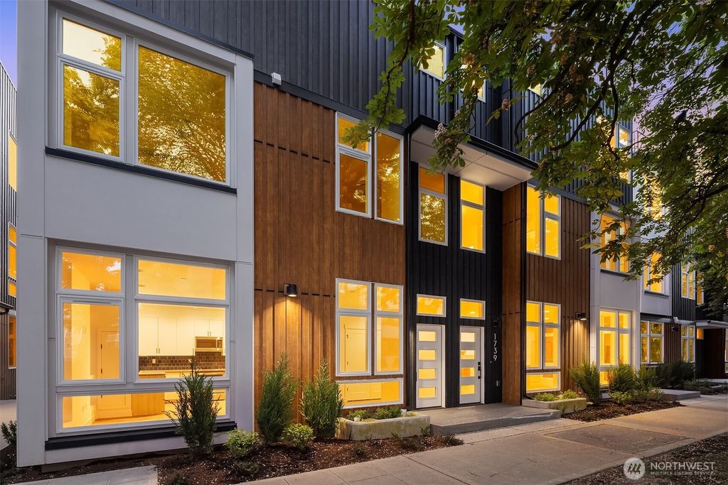 Photo of 1713 17th Avenue, Seattle, WA 98122 (MLS # 2507030)