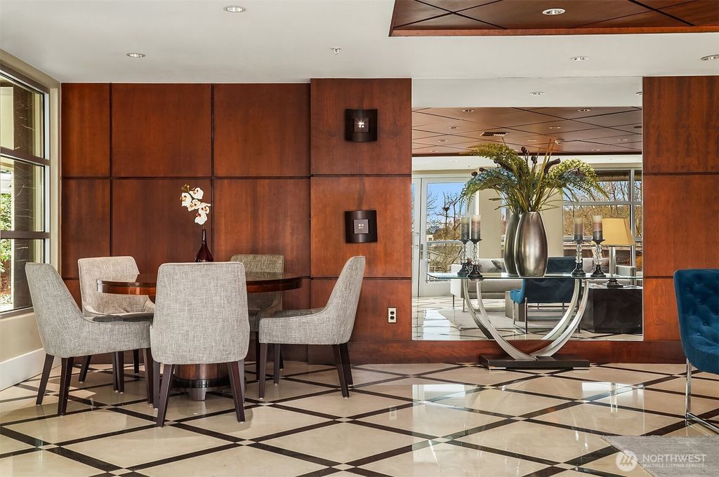 Photo of 220 1st Street #310, Kirkland, WA 98033 (MLS # 2492944)