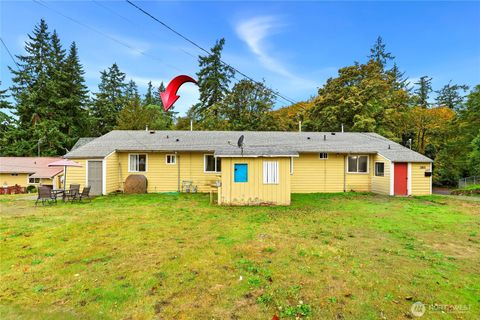Photo of 2861 Clare Avenue, Bremerton, WA 98310 (MLS # 2441706)