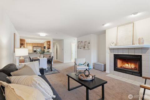 Photo of 9320 NE Juanita Drive Dr #2C, Kirkland, WA 98034 (MLS # 2497410)