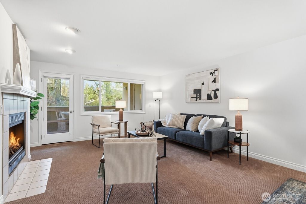 Photo of 9320 NE Juanita Drive Dr #2C, Kirkland, WA 98034 (MLS # 2497410)