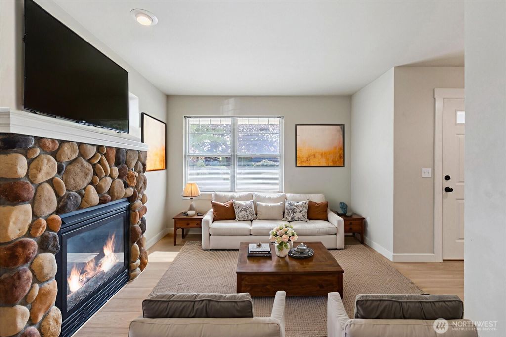 Photo of 306 S Main Street #A2, Coupeville, WA 98239 (MLS # 2506918)